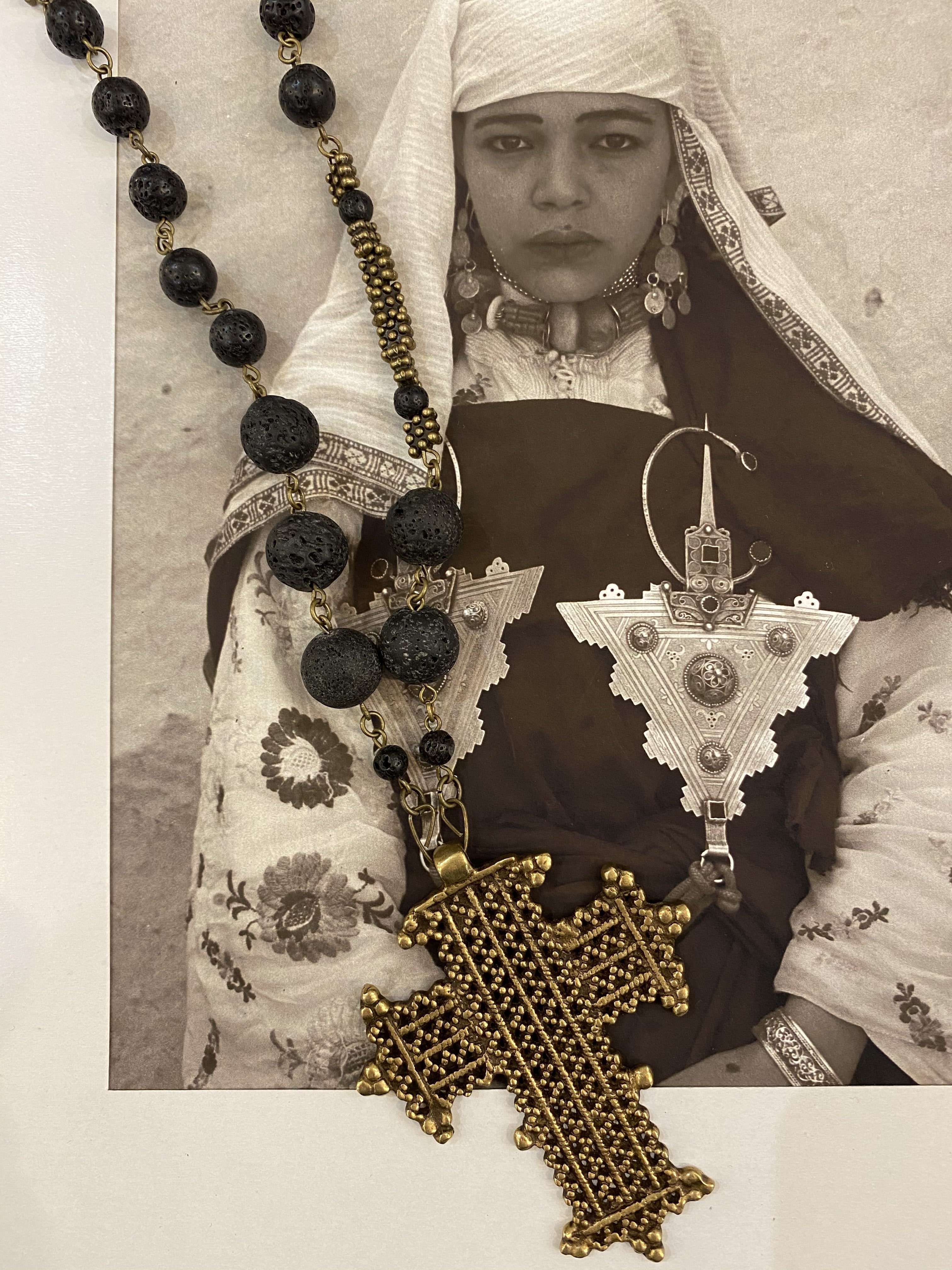 Zoune Bijoux Sautoir Madonna Lave