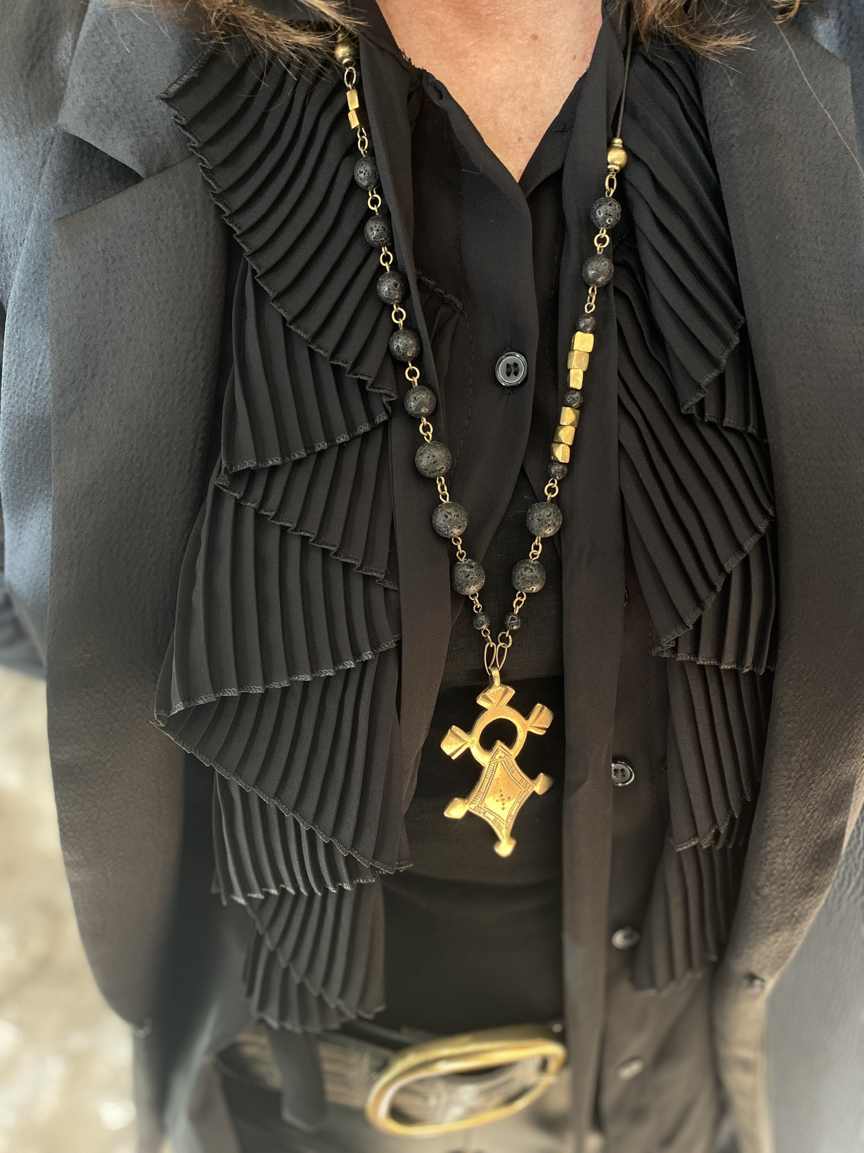 Zoune Bijoux Sautoir Croix du Sud Lave